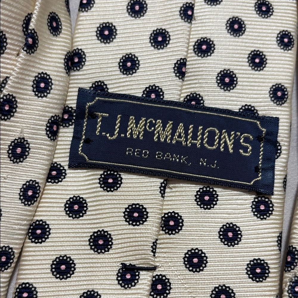 Polka Dot Silk Tie - Cream and Black - Picture 4 of 7
